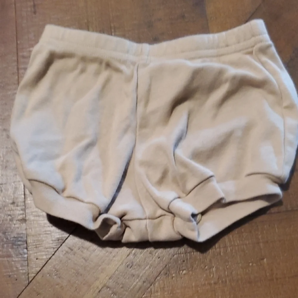 🐻 Carter's Tan Kids Bloomers